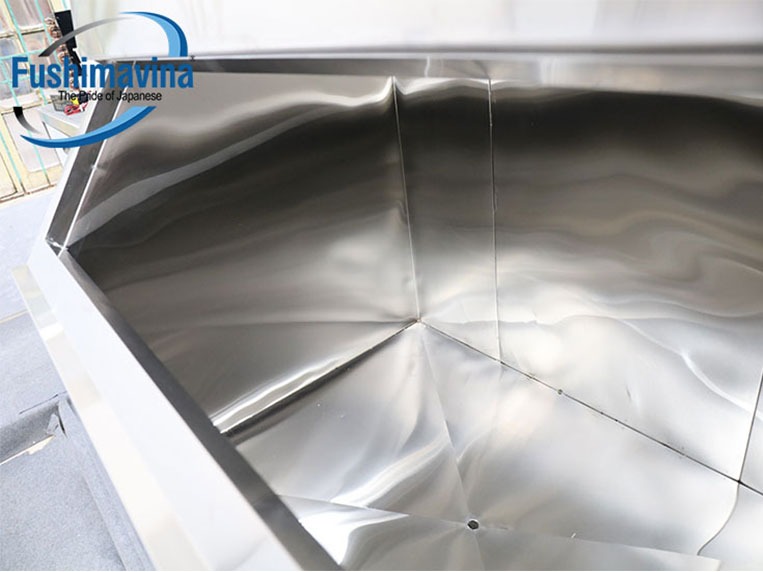 chọn máy làm đá kinh doanh vùng biển có chất liệu inox