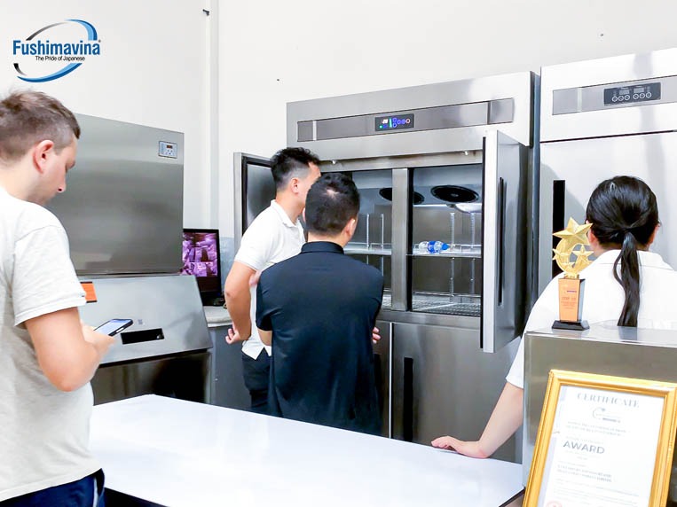 Đội ngũ chuyên gia, kỹ thuật viên dày dặn kinh nghiệm