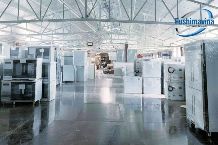 kho hàng luôn sẵn sàng cung ứng