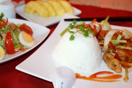 Tủ nấu cơm dùng gas